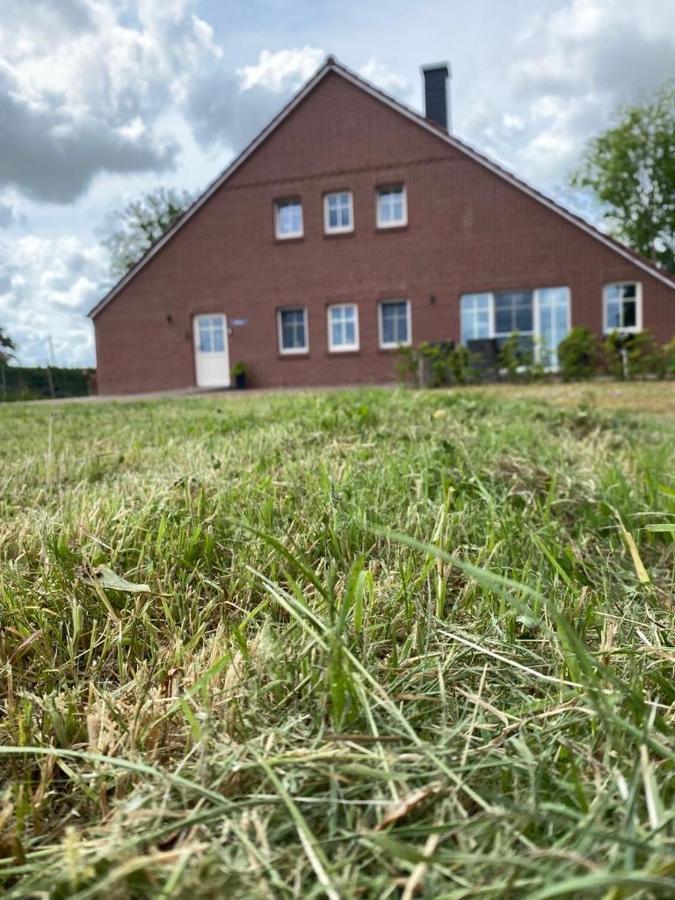 Landhaus "Alte Welt" Nordseekueste Osteel Dış mekan fotoğraf